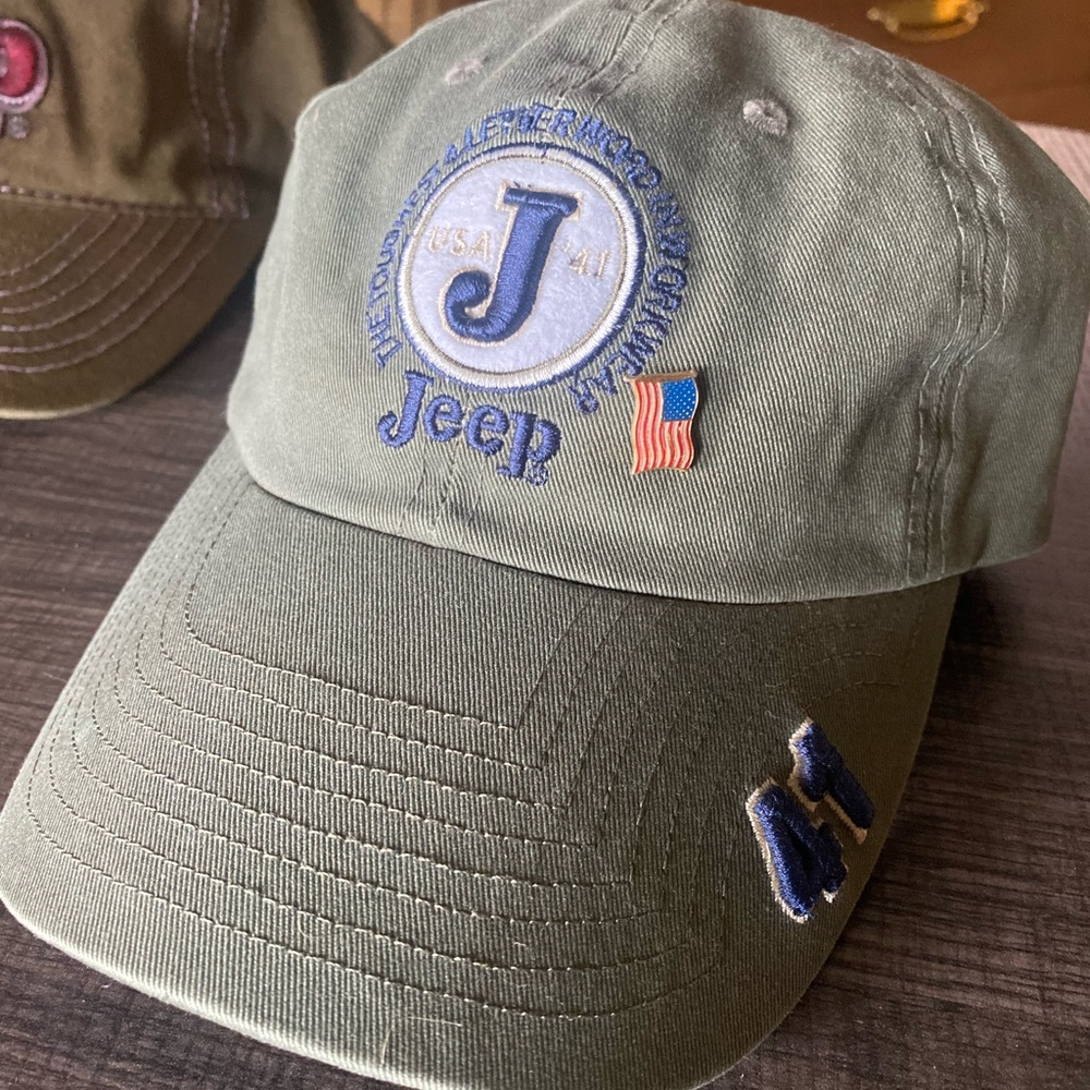 Jeep Baseball Hat + USA pin